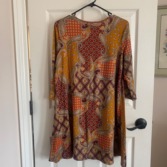 Paisley Tunic Size large - Picture 2 of 3